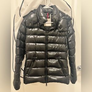 Moncler Bady Short Down Jacket